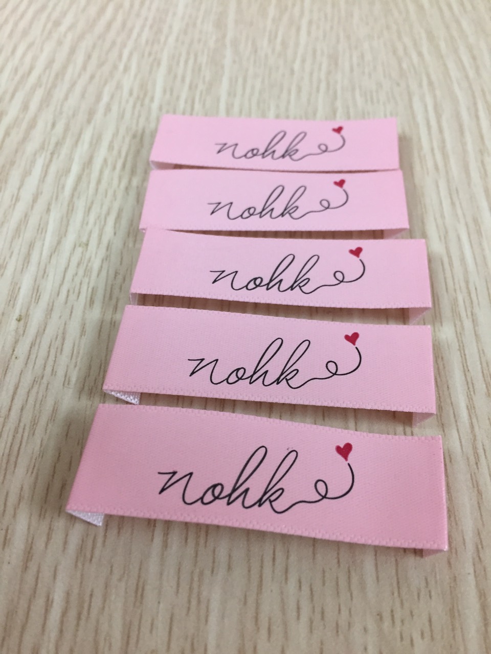 TEM NHÃN MÁC LỤA (TEM NHÃN MÁC SATIN)