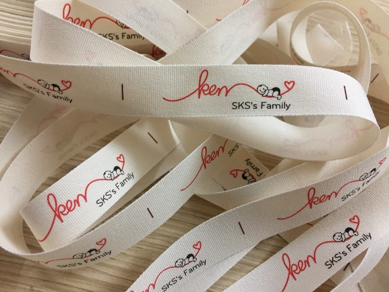 IN MÁC QUẦN ÁO – THẺ BÀI – SẢN XUẤT TRỰC TIẾP – NHANH ĐẸP RẺ