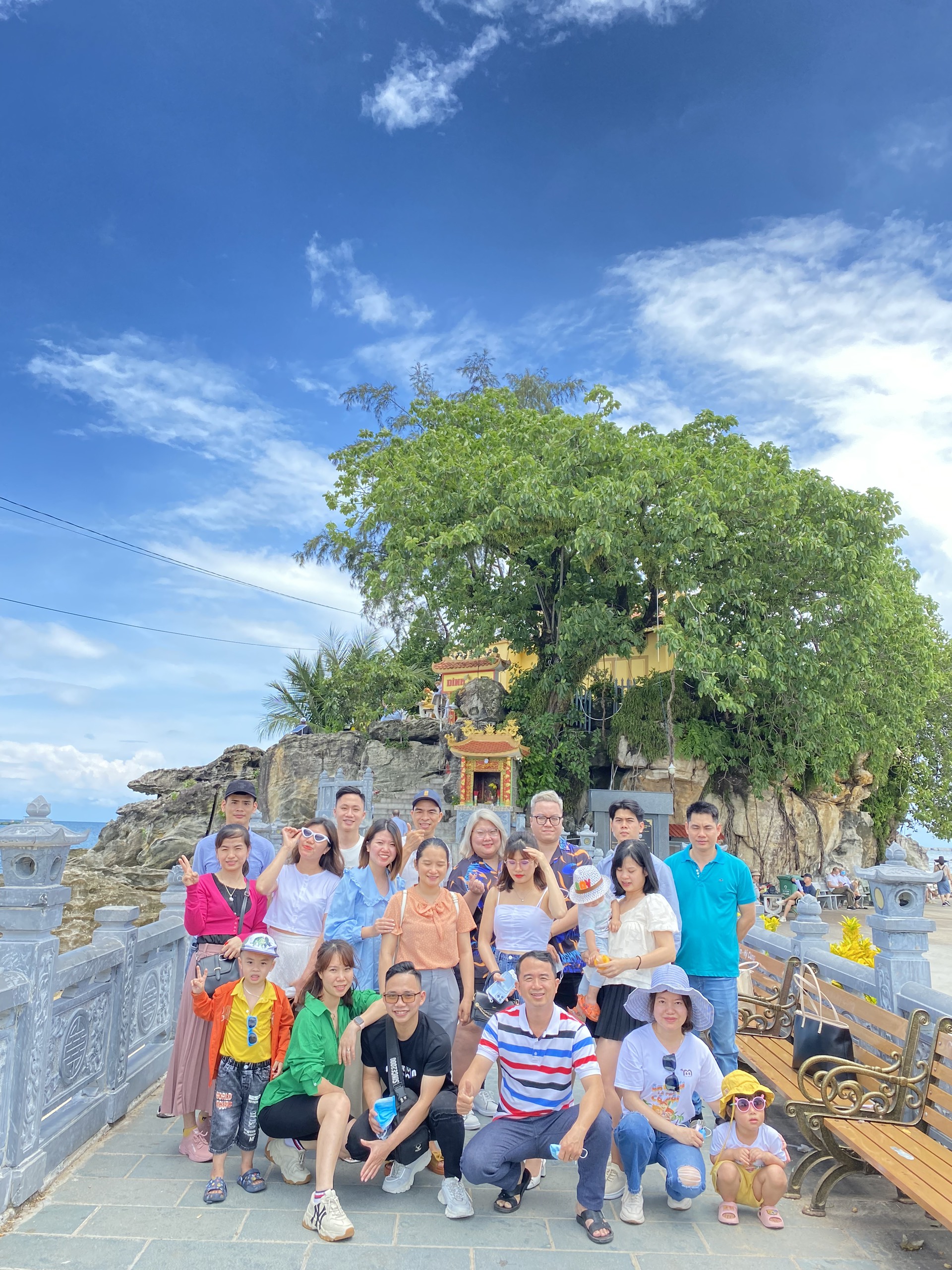 ăn chơi cùng chúng tôi